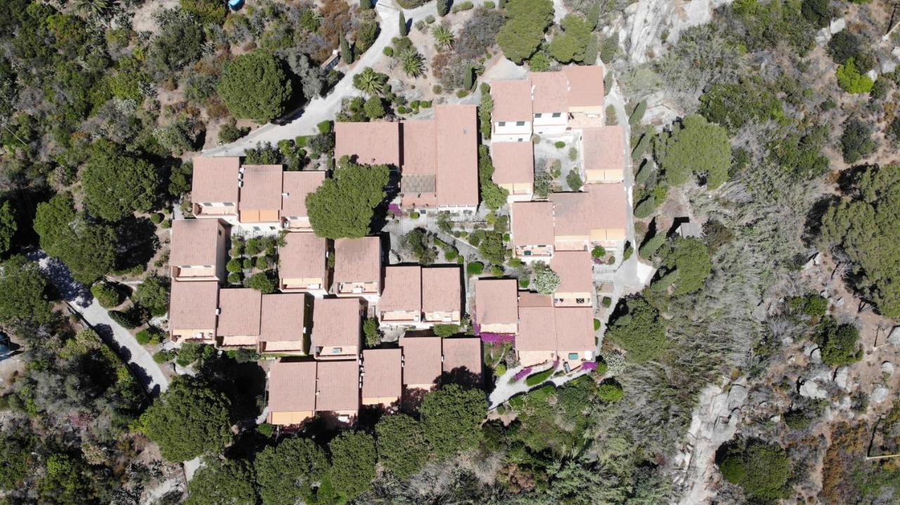 Route 25 - Cavoli - Vista Mare, Con Clima, Terrazza E Posto Auto Apartman Spiaggia di Cavoli Kültér fotó